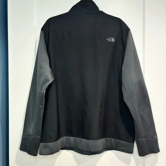 The North Face Cadet Full Zip Jacket - Picture 2 of 10